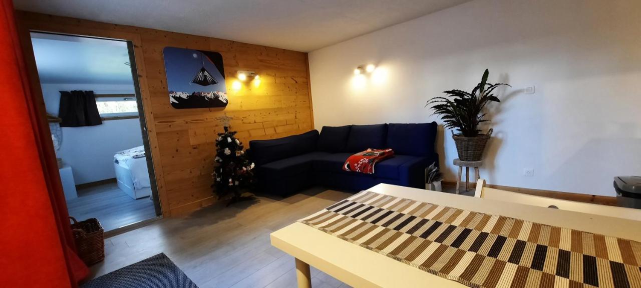 Studio Au Pied Des Montagnes Le Bourg-dʼOisans Exterior foto